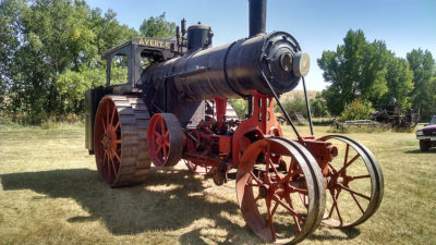 Steam tractor
